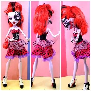 Monster High 11" Doll OPERETTA PHANTOM OF OPERA PI